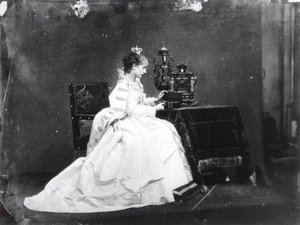 Sarah Bernhardt (1844-1923) i rollen som Marie de Neubourg i 
