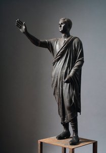 Aule Metele (Oratoren), romersk taler - etruskisk bronzeskulptur, h: 179 cm, ca.90-70 f.Kr., fra Pila, Italien - etruskisk civilisation: "" Magistraten i Perugia Aulus Metellus siger Taleren eller Arringatore"" ” Bronzeskulptur af Etruscan