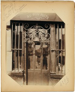 Side fra albummet "Documents for the History of Old Paris", c.1910 af Eugène Atget