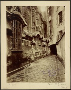 Cour Saint Gervais et Protais] [Retten i Saint Gervais og Protais af Eugène Atget
