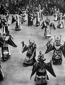 Maskerede dansere, Tibet, 1936.
