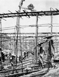 Primitive metoder i verdens rigeste tindistrikt, Taiping, Kina, 1936. af Ewing Galloway