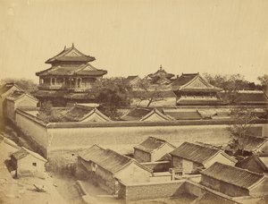 Første udsigt over Peking set fra Antin-porten, oktober 1860 af Felice Beato
