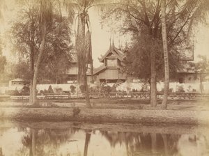Mandalay, nu Syim Khana U.B.C. af Felice Beato
