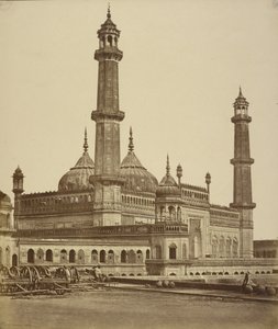 [Moske i Asaf-ud Dawlahs Emambara eller grav, nu brugt som hospital, Lucknow]. af Felice Beato