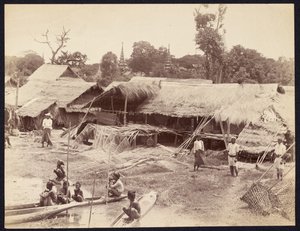 [Indfødt landsby langs Irrawaddy-floden] af Felice Beato