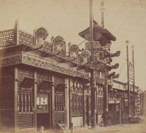 Butikker og gade, den kinesiske by Pekin, oktober 1860 af Felice Beato