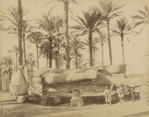Kolossal klassisk statue i Memphis (Senwosret III) af Félix Bonfils