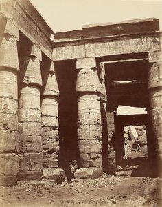 Interiør af den første gård i Ramses III