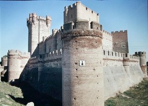 Udsigt over Castillo de la Mota, bygget til Juan II i 1440 af Fernando de Carreno