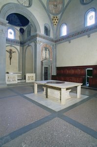 Udsigt til interiøret, bygget c.1420-29 af Filippo Brunelleschi