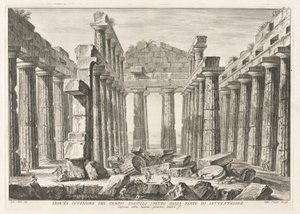 Indvendig udsigt over det hexastile hypaetrale tempel fra nord, fra Antichit? af Pesto (Paestums antikviteter)