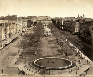 Alexandria, Egypten: Konsulernes Plads med en stor rund springvand af Félix Bonfils