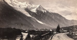 Panoramaudsigt over Chamonix-Mont Blanc i Frankrig af Francis Frith