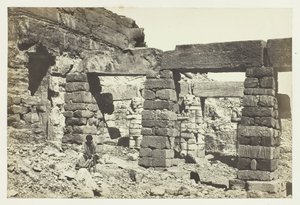 Portiko af Cerf Hossayns tempel, Nubien, 1857. af Francis Frith