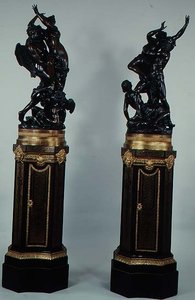Proserpines voldtægt, sokler tilskrevet Boule, ca.1693-1710 (bronze) af Francois Girardon