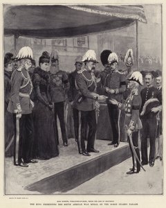 Kongen præsenterer den sydafrikanske krigsmedalje på Horse Guards Parade