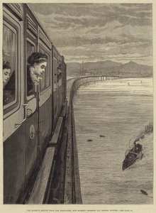 Dronningens tilbagevenden fra højlandet, Hendes Majestæt krydser Tay Bridge, Dundee