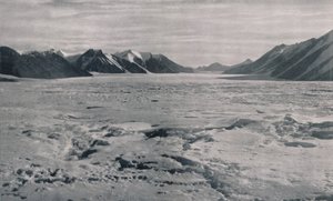 En Outlet Glacier Valley fuldstændig fyldt med is, c1911, 1913 af Frank Debenham