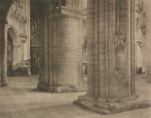 Kameraarbejde: Ely Cathedral: Across Nave and Octagon, 1903. af Frederick Henry Evans