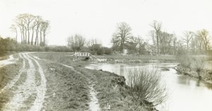 Kelmscott Manor: Fra Themsen af Frederick H. Evans