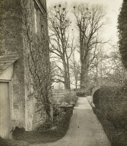 Kelmscott Manor: I haven af Frederick H. Evans