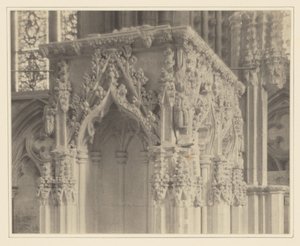 [Lincoln-katedralen, detalje af bærbart skrin]. af Frederick H. Evans