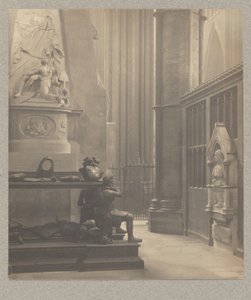 [Westminster Abbey: North Transept East Aisle, Tomb of De Vere and Franklin]. af Frederick H. Evans