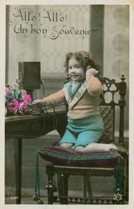 Barn bruger telefon af French Photographer