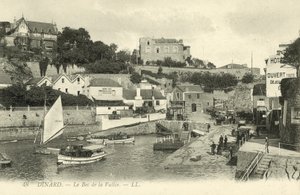 Harbour, Dinard (s/h foto) af French Photographer