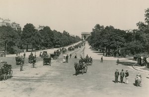 LAvenue du Bois-de-Boulogne, Bois de Boulogne Avenue (fotogravering) af French Photographer