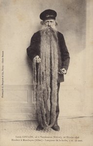 Mand med ekstremt langt skæg af French Photographer