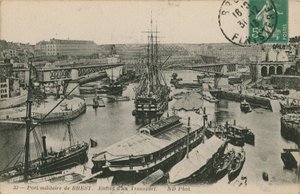 Militærhavn i Brest, Frankrig. Postkort sendt i 1913. af French Photographer