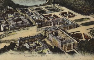 Panoramaudsigt over slottet og haverne i Versailles (farvefoto) af French Photographer