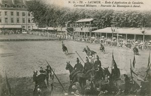 Parade på Kavaleriskolen i Saumur. Postkort sendt i 1913. af French Photographer