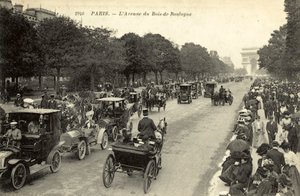 Paris, Avenue Du Bois De Boulogne af French Photographer