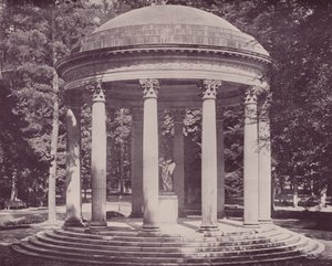 Paris: Kærlighedens tempel, Versailles (s/h-billede) af French Photographer