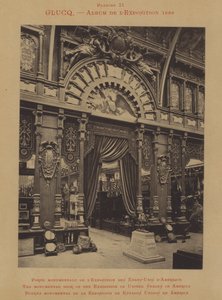 Den monumentale dør til udstillingen i USA af French Photographer