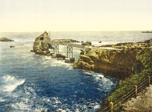 Udsigt over Jomfruen på klipperne, Biarritz, 1890-1900 af French Photographer