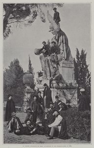 Besøgende ved statuen af Rom Victorious af French Photographer