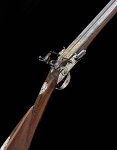 En fin og sjælden 20-boret sølvmonteret fransk D.B. Flintlock Sporting Gun, ca. 1725 af French School