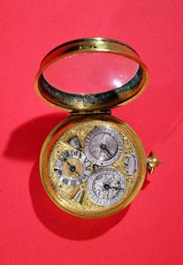 Kalenderur, ca. 1690 (forgyldt messing)