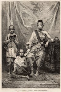 Cambodjansk kvinde og børn, indgravering efter en tegning af D. Maillart, der illustrerer rejsen til Cochinchine, af Doktor Morice, i 1872, udgivet i "" Le tour du monde""" 1875, redigeret af Edouard Charton, Hachette-udgaven, Paris. Selva samling. af French School