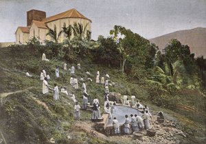 Børn i Ny Kaledonien taget til vaskepladsen af Missionærsøstrene, indgraveret af Gillot, slutningen af det 19. århundrede af French School