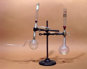 Første filterrør designet af Dr. Charles Chamberland (1851-1908) (glas)