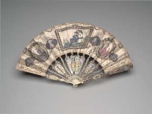 Foldet vifte med en chinoiseriescene, portrætter, pastorale figurer og stilleben, ca. 1780