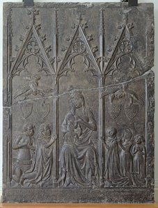 Begravelsesstela af Sacquespee-familien, fra St. Nicaise-kirkegården i Arras, 1376 (tournai-sten) af French School