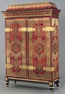 Louis XIV Armoire, ca. 1710 (rød skildpadde med messingindlæg)