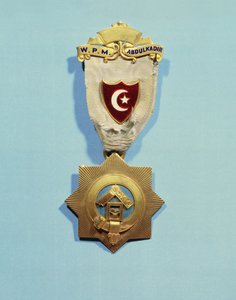 Masonic Insignia of Abd el-Kader (emalje, metal og silke) af French School