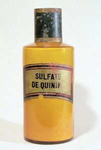 Farmaceutisk flaske kinin (glas)